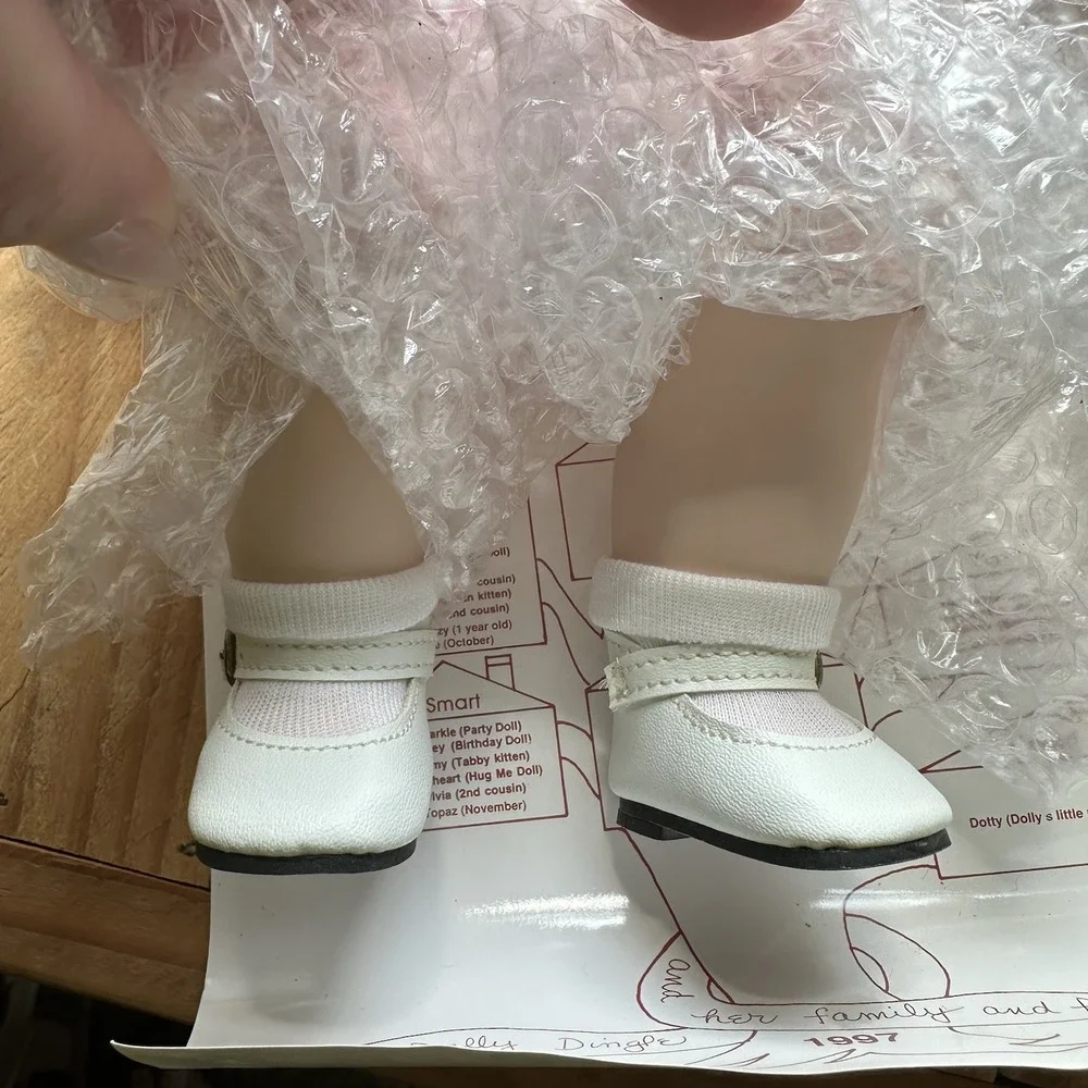VTG 1993 Goebel DOLLY DINGLE Musical Doll Porcelain Limited Edition With Box